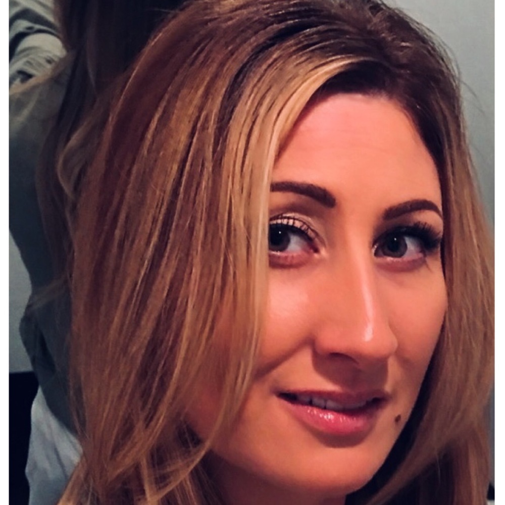 Meet your Posher, Sheena